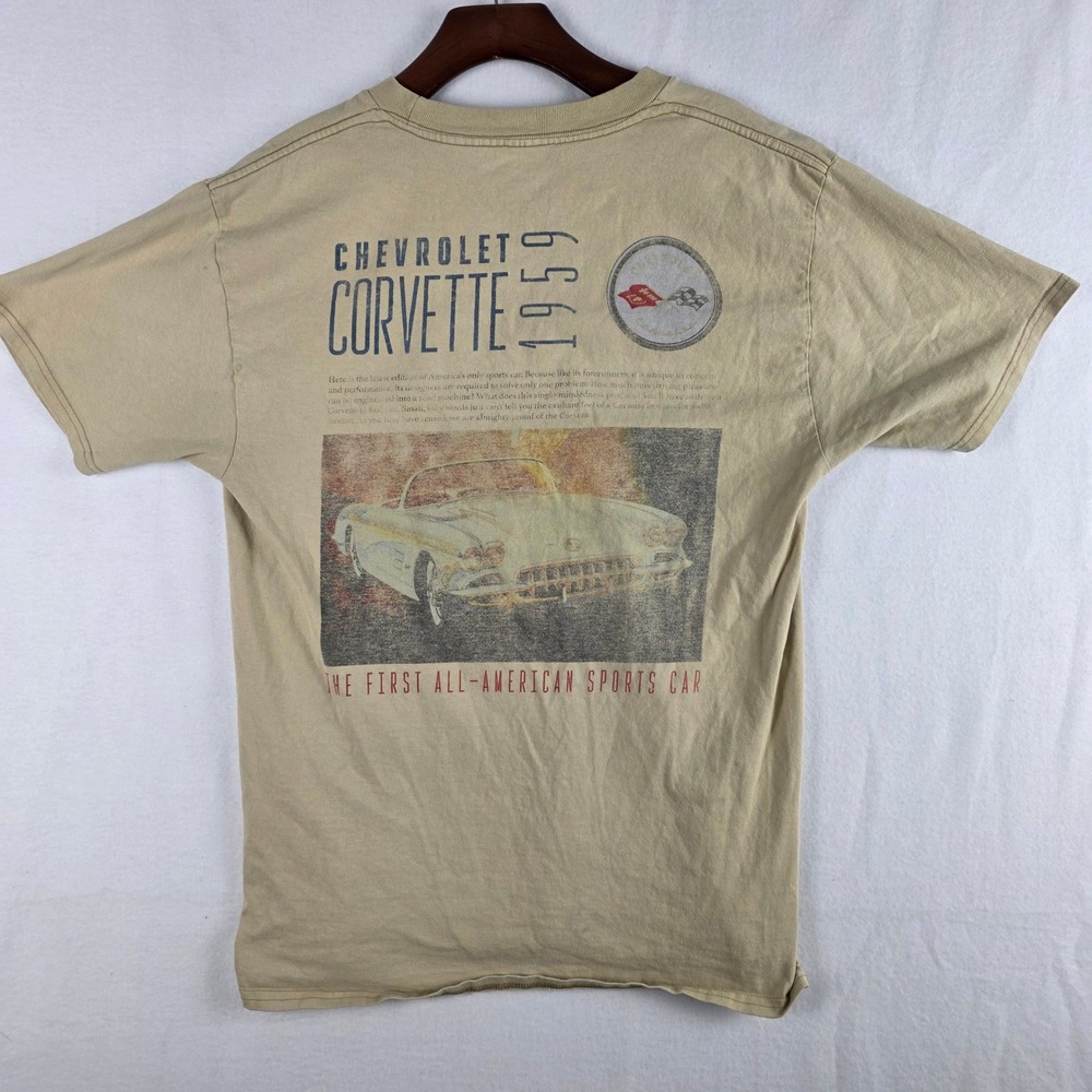 GM Official Chevrolet Corvette 1959 Beige Car Graphic T-Shirt Size M